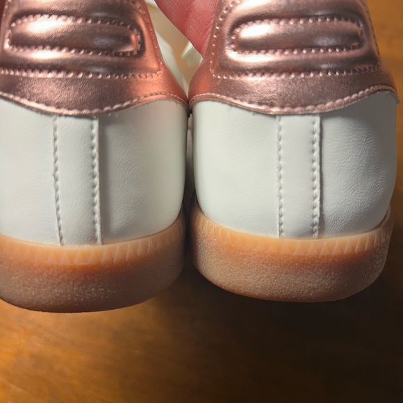 BACK 70 Women's Sneakers - worn 1x - Picture 4 of 5